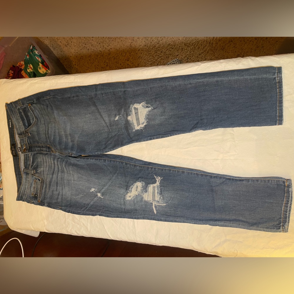 Judy Blue Distressed Denim Boyfriend Jeans